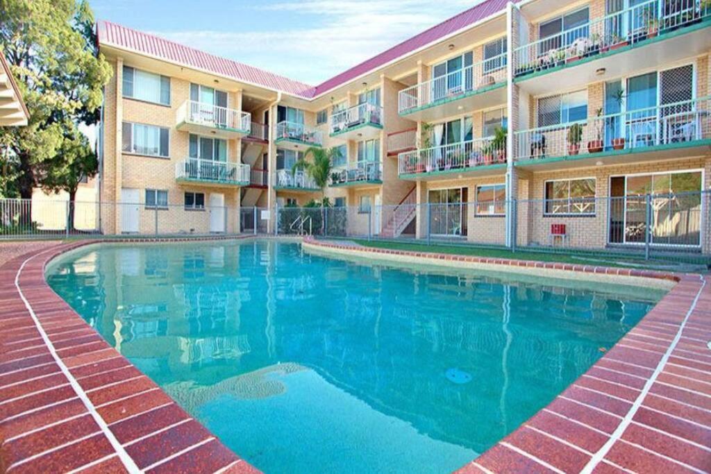 Bribie Island Unit With Pool - Amazing Beaches & Lifestyle! Bongaree Exterior foto